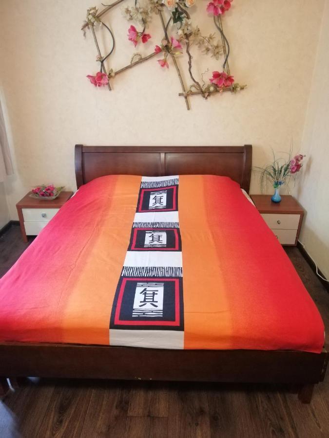 קייב Лепсе, 83Д. Аеропорт Жуляны. Шалимова. Шулимова. Исида. Isida. Метро Берестейская, Шулявская. Американское Посольство מראה חיצוני תמונה